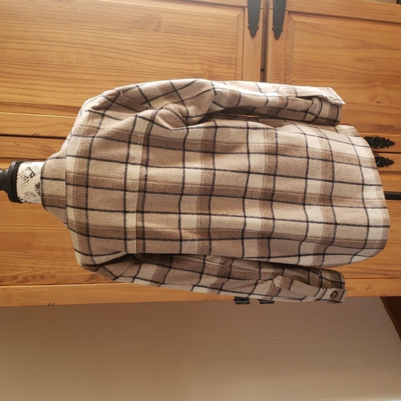 Reformation jacket - Picture 3 of 15